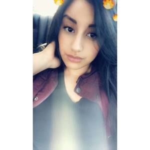 Meet your Posher, Alicia